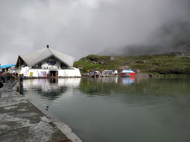 Hemkund Sahib Yatra — 8 Day Darshan Circuit — Hemkund Sahib