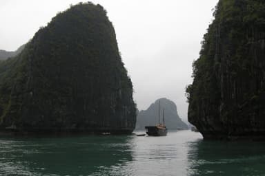 Ha Long Bay Beach Escape — 10D/9N